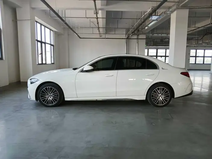 Mercedes-Benz C-Class 2024 Model Facelift II C 260 L Sports Edition – фото 3