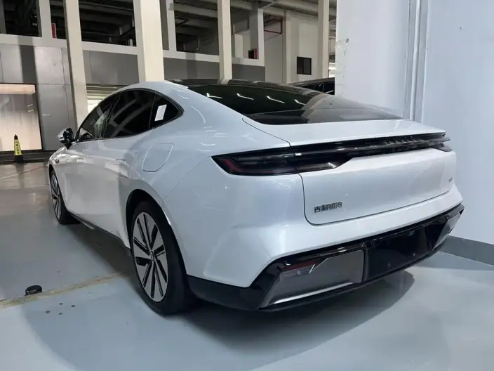 Geely Galaxy E8 2024 Model 665km Galaxy Smart Driving Edition – фото 4