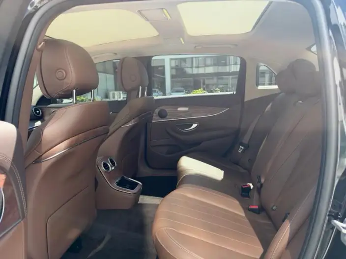 Mercedes-Benz E-Class 2023 Model E 300 L Fashion Model sedan – фото 9
