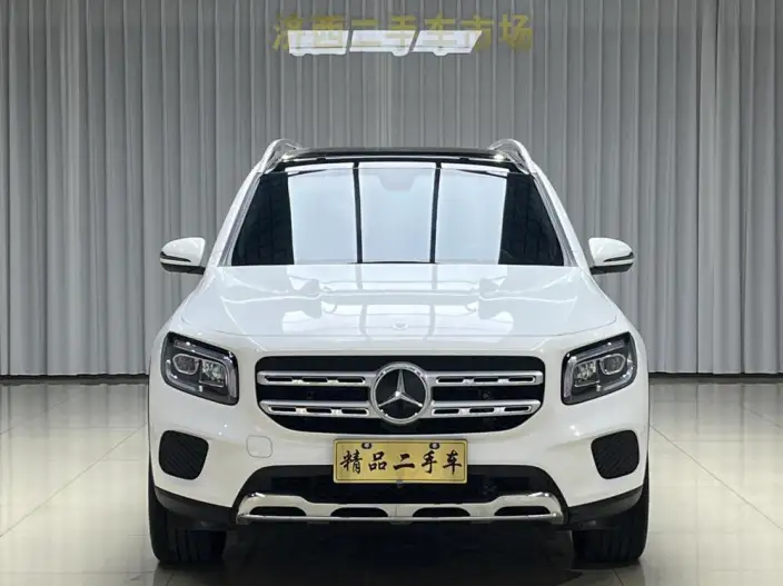 Mercedes-Benz GLB 2023 Model GLB 220 Fashion Model – фото 2