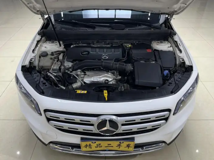 Mercedes-Benz GLB 2023 Model GLB 220 Fashion Model – фото 8