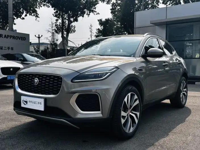 Jaguar E-PACE 2024 Model Youth Sports Edition R-DYNAMIC