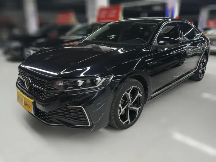 Volkswagen Passat 2023 Model Facelift 330TSI Starry sky Elite Edition – фото 1