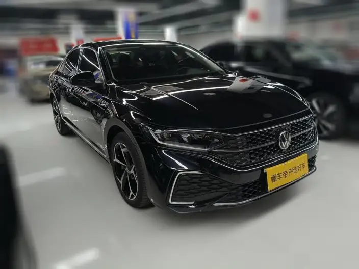 Volkswagen Passat 2023 Model Facelift 330TSI Starry sky Elite Edition – фото 2
