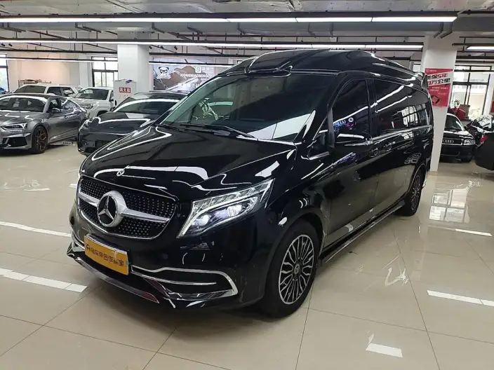 Mercedes-Benz V-Class 2021 Model V 260 L Long wheelbase Premium Edition – фото 1