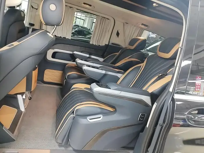 Mercedes-Benz V-Class 2021 Model V 260 L Long wheelbase Premium Edition – фото 5