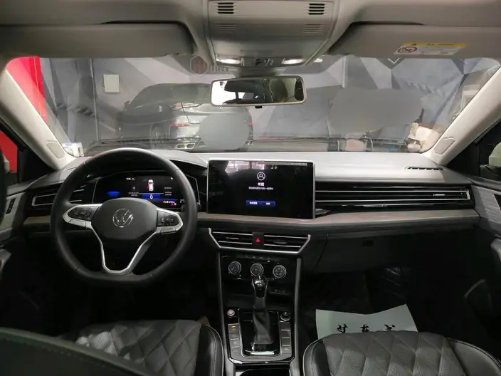 Volkswagen Sagitar 2025 Model 300TSI DSG Beyond Edition – фото 6