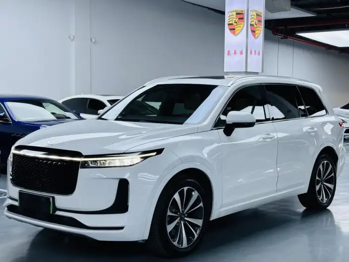 Li Auto ONE 2020 Model Extended Range 6 seat Edition – фото 1