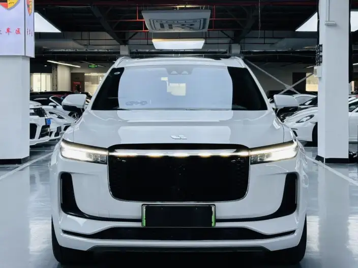 Li Auto ONE 2020 Model Extended Range 6 seat Edition – фото 2