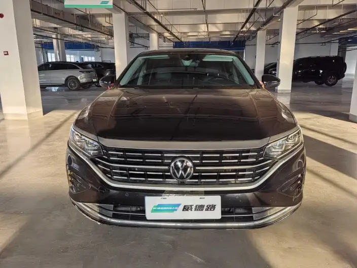 Volkswagen Passat 2022 Model 330TSI Deluxe Edition – фото 2