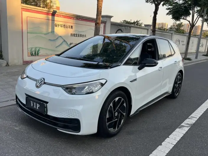 Volkswagen ID.3 2023 Model Pure Smart Edition – фото 1
