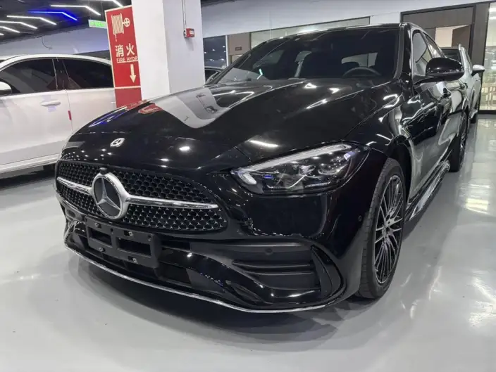 Mercedes-Benz C-Class 2023 Model C 260 L Sports Edition – фото 1