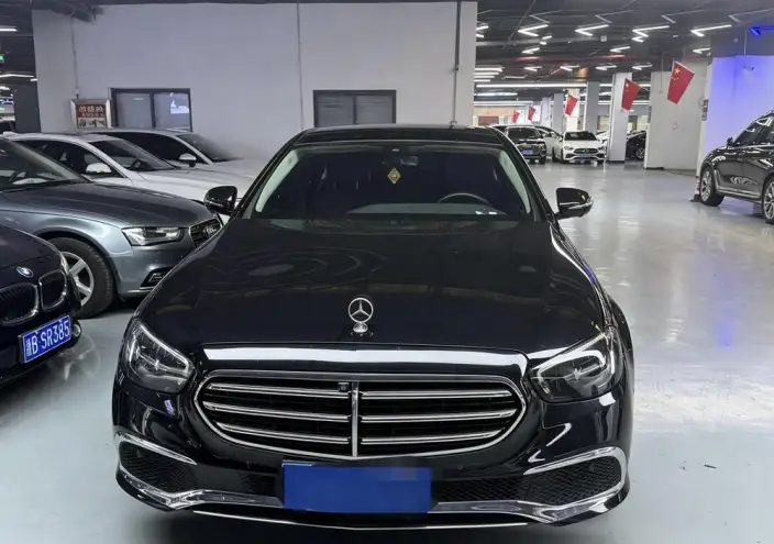 Mercedes-Benz E-Class 2022 Model E 300 L Luxury Model sedan – фото 2