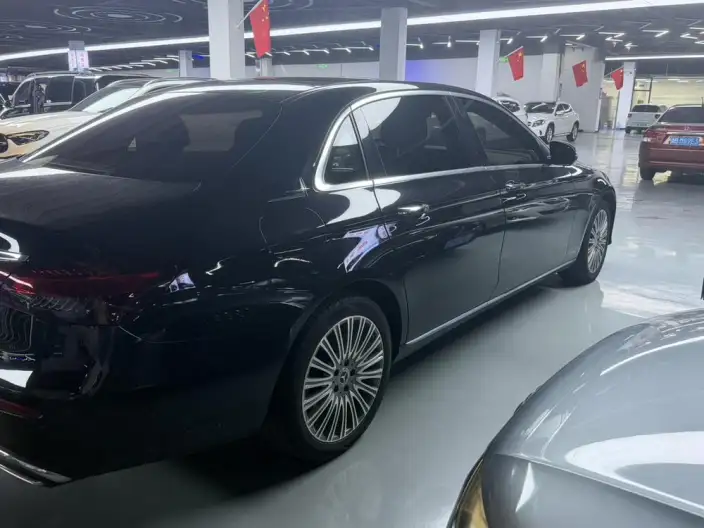 Mercedes-Benz E-Class 2022 Model E 300 L Luxury Model sedan – фото 5