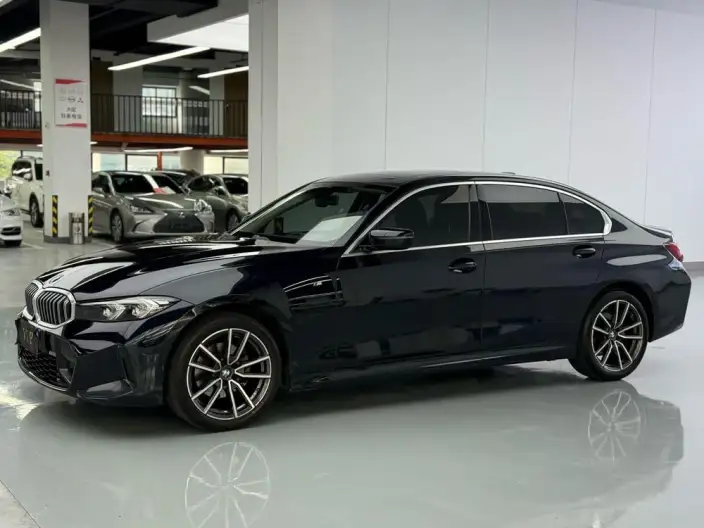 BMW 3 Series 2023 Model 320Li M Sports Set – фото 1