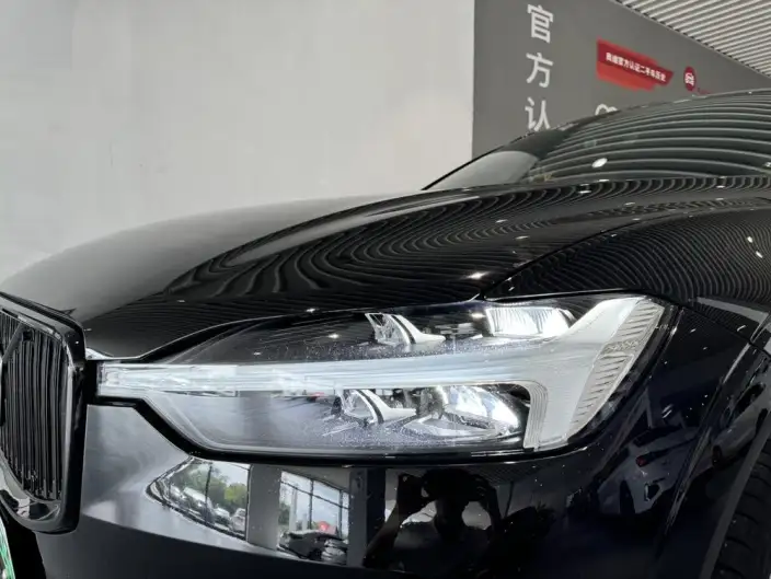 Volvo XC60 PHEV 2023 Model T8 4WD Long Battery Life Pro Smart Range Deluxe Edition – фото 5