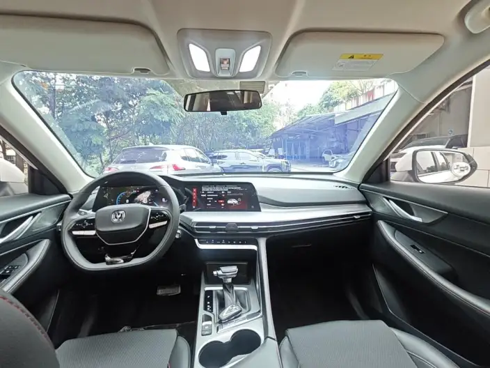 Changan CS35 PLUS 2023 Model Changxiang Edition Blue whale NE 1.4T DCT Luxury Model – фото 6