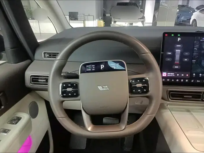 Li Auto MEGA 2024 Model Ultra Edition – фото 8