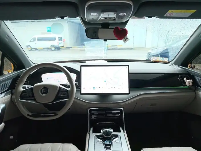 BYD Tang DM 2024 Model Honor Edition DM-i 112KM Noble Model – фото 6