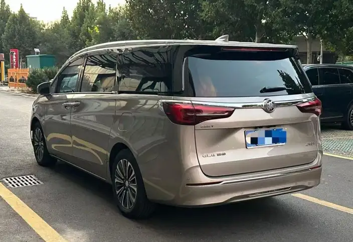 Buick GL8 2022 Model ES Luzun 653T Luxury Model
