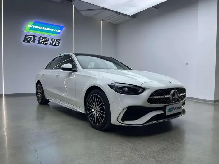 Mercedes-Benz C-Class 2023 Model C 260 L Sports Edition – фото 3