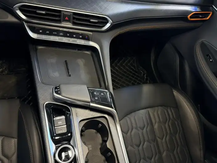 Changan UNI-T 2022 Model 1.5T Noble Model – фото 7