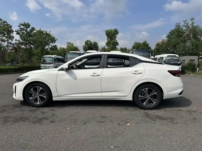 Nissan Sylphy 2023 Model 1.6L CVT Yuexiang Edition