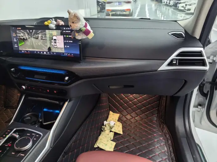 BMW 3 Series 2025 Model 325Li M Sports Set – фото 8