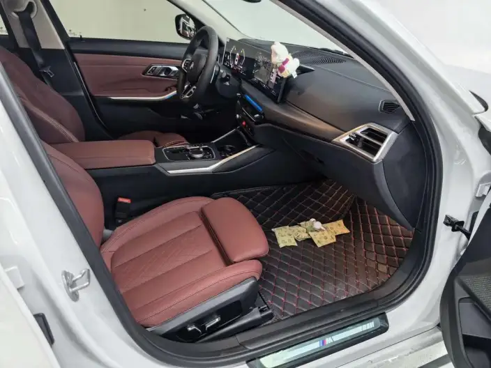 BMW 3 Series 2025 Model 325Li M Sports Set – фото 9