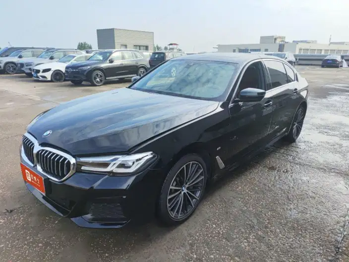 BMW 5 Series 2022 Model Facelift 530Li Leading Model M Sports Set – фото 1
