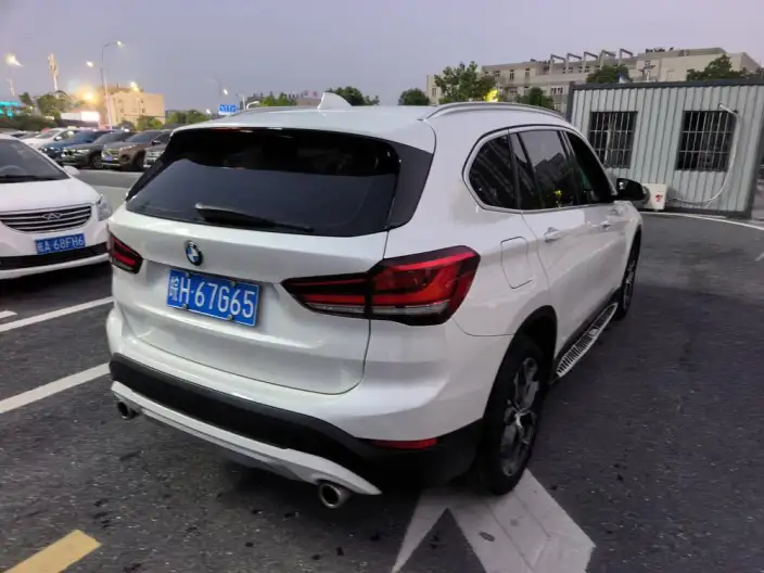 BMW X1 2022 Model sDrive20Li Fashion Model – фото 6