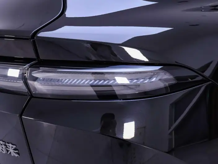 NIO EC6 2025 Model 75kWh – фото 7