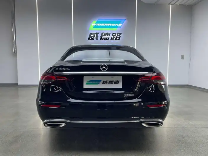 Mercedes-Benz E-Class 2022 Model Facelift II E 300 L Fashion Model sedan – фото 5