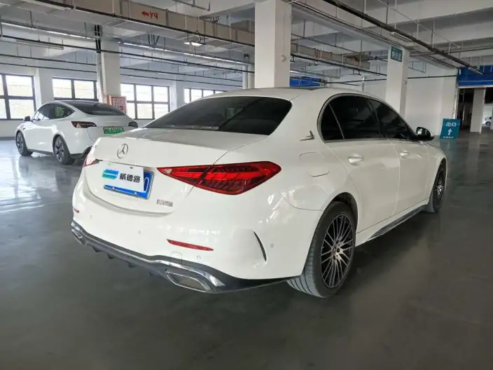 Mercedes-Benz C-Class 2024 Model C 260 L Sports Edition – фото 6