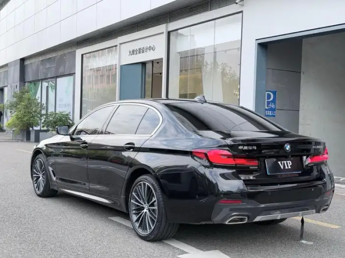 BMW 5 Series 2023 Model Facelift 530Li Leading Model M Sports Set – фото 4