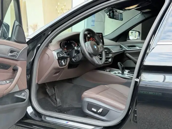BMW 5 Series 2023 Model Facelift 530Li Leading Model M Sports Set – фото 8