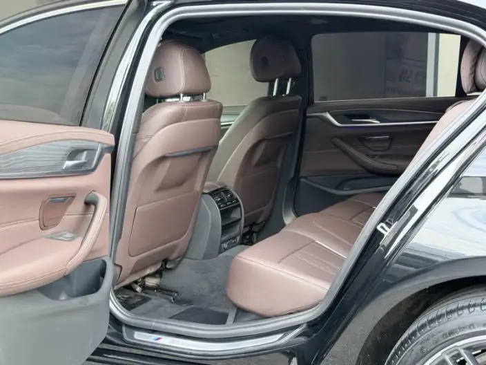 BMW 5 Series 2023 Model Facelift 530Li Leading Model M Sports Set – фото 9