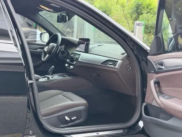 BMW 5 Series 2023 Model Facelift 530Li Leading Model M Sports Set – фото 10
