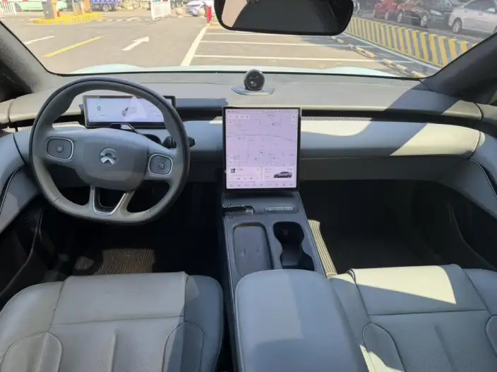 NIO ET5 2022 Model 75kWh – фото 10