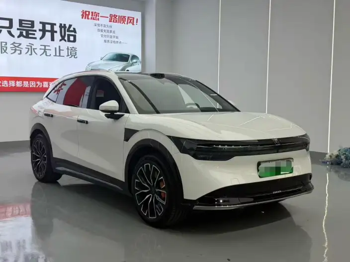 ZEEKR 7X 2025 Model 75kWh Rear Drive Smart Driving Edition – фото 3