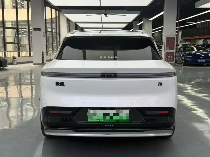 ZEEKR 7X 2025 Model 75kWh Rear Drive Smart Driving Edition – фото 6