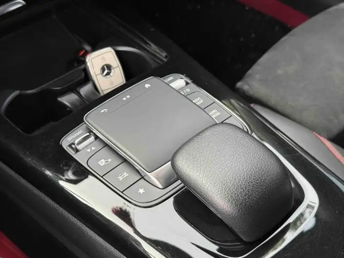 Mercedes-Benz A-class 2023 Model A 200 L Sports sedan Fashion Edition – фото 5