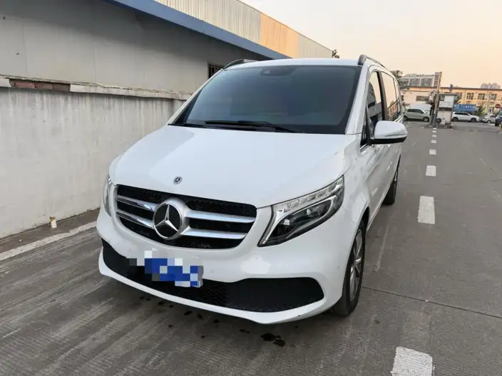 Mercedes-Benz V-Class 2021 Model V 260 Pilot Edition – фото 1