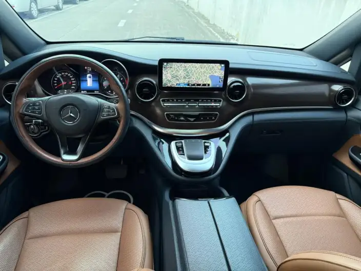 Mercedes-Benz V-Class 2021 Model V 260 Pilot Edition – фото 5