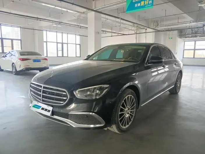 Mercedes-Benz E-Class 2023 Model E 260 L sedan – фото 1