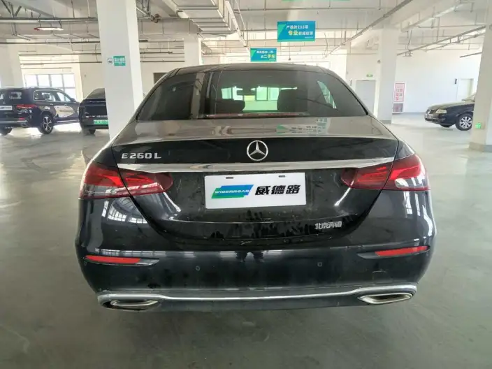 Mercedes-Benz E-Class 2023 Model E 260 L sedan – фото 4