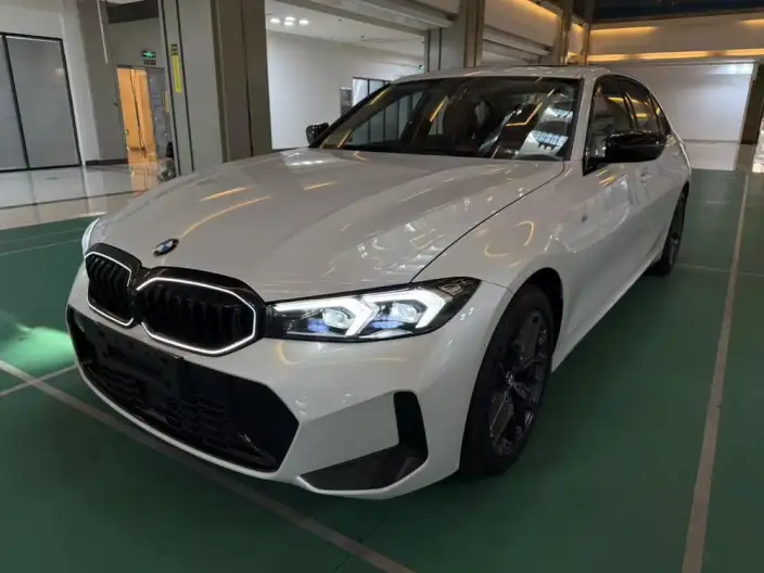 BMW 3 Series 2025 Model 330Li M Sports Night Set – фото 1
