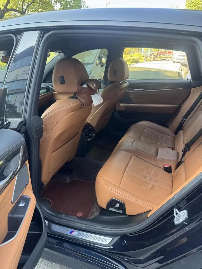 BMW 6 Series GT 2022 Model 630i M Sports Set – фото 10