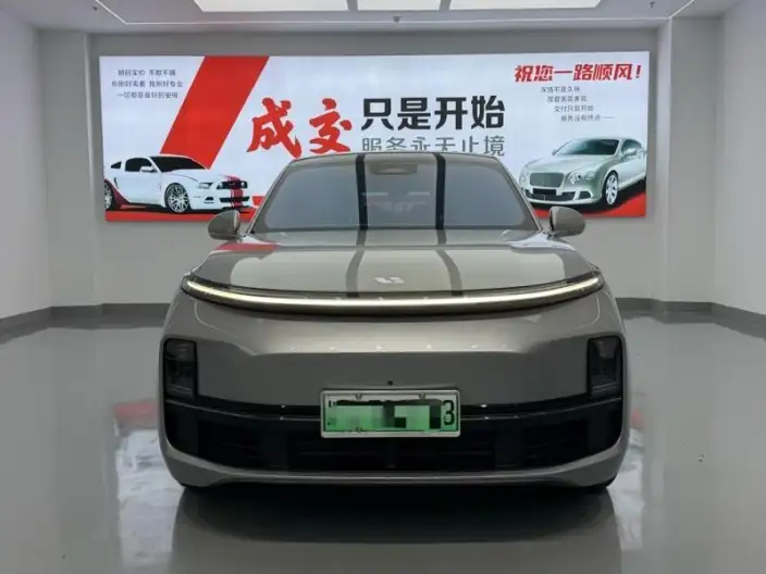 Li Auto L8 2023 Model Pro Edition – фото 2
