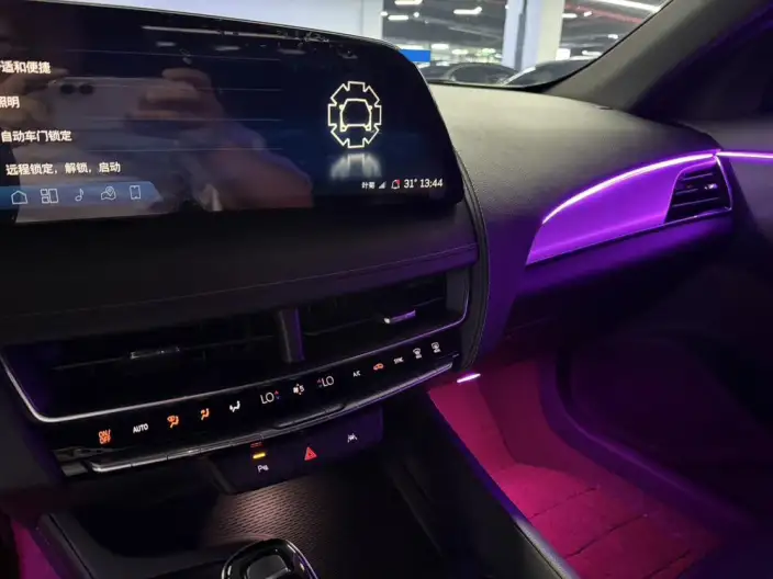 Cadillac CT5 2024 Model 28T Luxury Model – фото 9